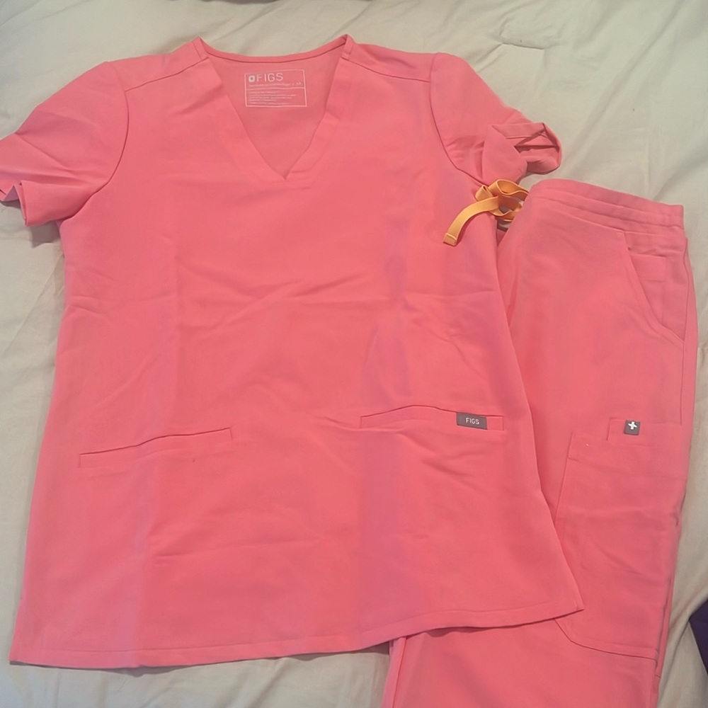 Figs set size xs and small tall